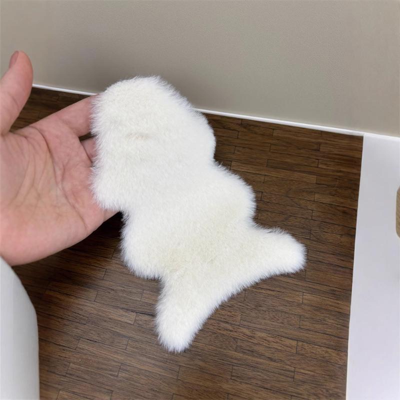 Cowhide Rug Faux - อุปกรณ์ตกแต่งบ้านตุ๊กตา 1/12 พรมขนแกะเทียมสำหรับบ้านตุ๊กตา รุ่นพรมปูพื้นห้องนอน ห้องนั่งเล่น ของตกแต่งบ้านตุ๊กตา