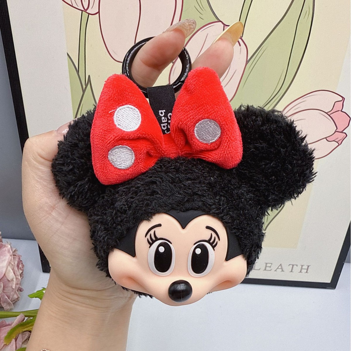 Home Decor Collection - พวงกุญแจตุ๊กตามิกกี้มินนี่ น่ารัก วัสดุไวนิล ของสะสม ของขวัญ ตกแต่งกระเป๋าเป้