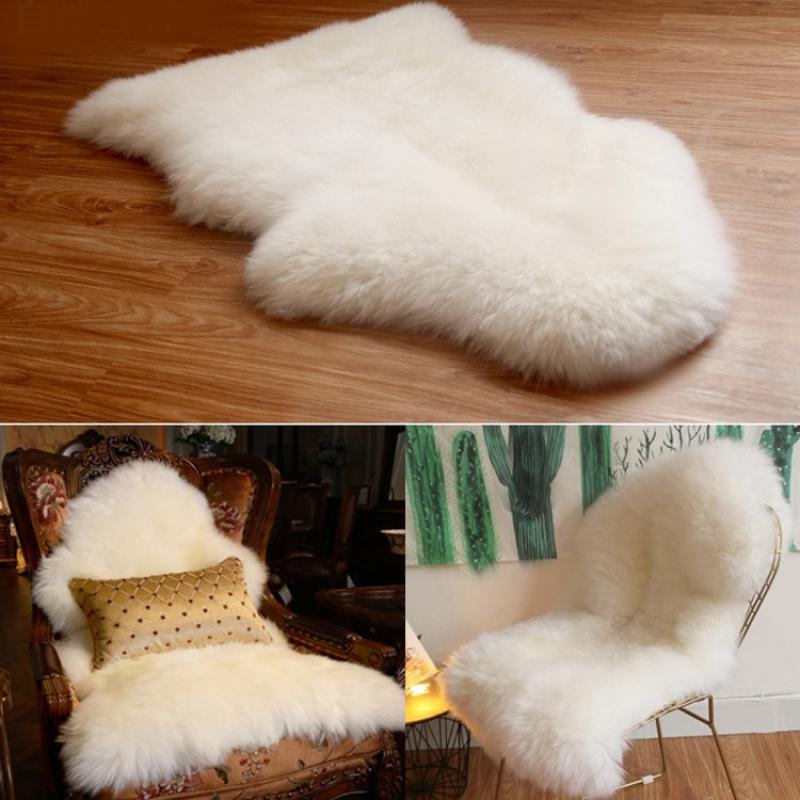 Cowhide Rug Faux - พรมขนแกะเทียมสำหรับบ้านตุ๊กตา 1/12 ของตกแต่งพื้นห้องนอน ห้องนั่งเล่น อุปกรณ์เสริมบ้านตุ๊กตา