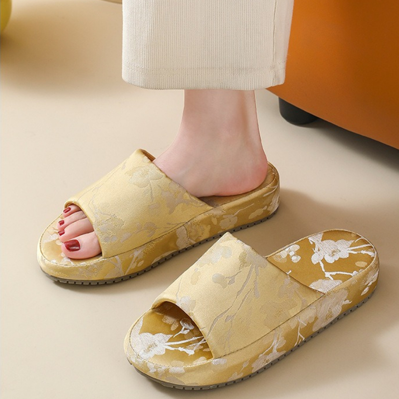 รองเท้าแตะสไตล์จีนสำหรับผู้หญิ - Home Decor Fabric บทวิจารณ์และราคา