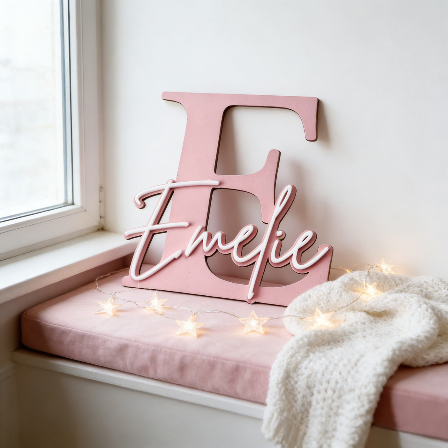 ป้ายไม้ตกแต่งชื่อแบบสองชั้น 1  - Home Decor Xmas บทวิจารณ์และราคา